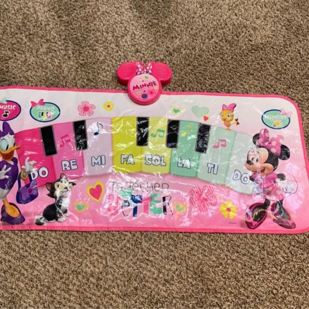 Minnie Mouse Piano Music Matt